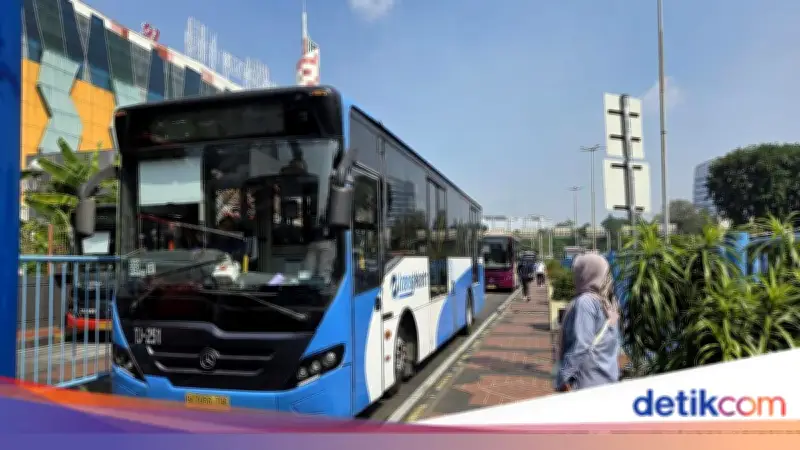 Penumpang Transjabodetabek Tolak Kenaikan Tarif, Minta Sinergi Jakarta-Jabar