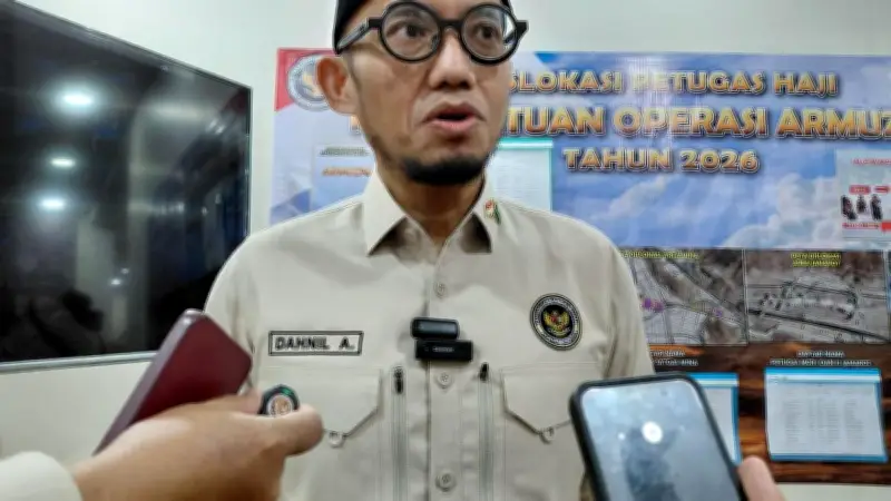 Pesawat Jemaah Haji Delay Hampir 5 Jam, Wamenhaj Buka Suara