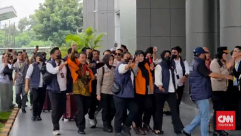 Polda Metro Tegaskan Kasus Roy Suryo-Tifa Sesuai Prosedur Hukum