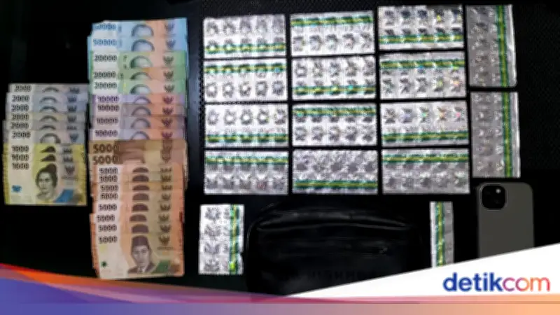 Polisi Bongkar Jual Beli Obat Keras Berkedok Toko Kelontong di Tangerang