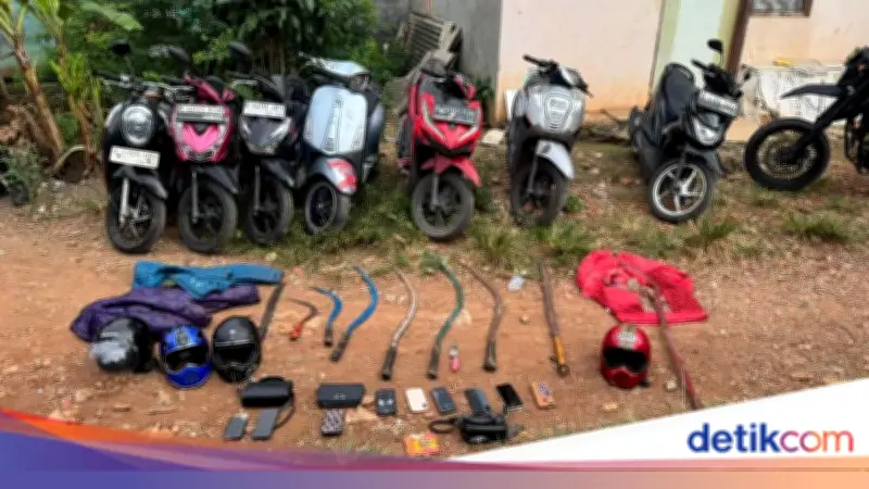 Polisi Gagalkan Tawuran di Bekasi, Tiga Pemuda Bawa Sajam Diamankan