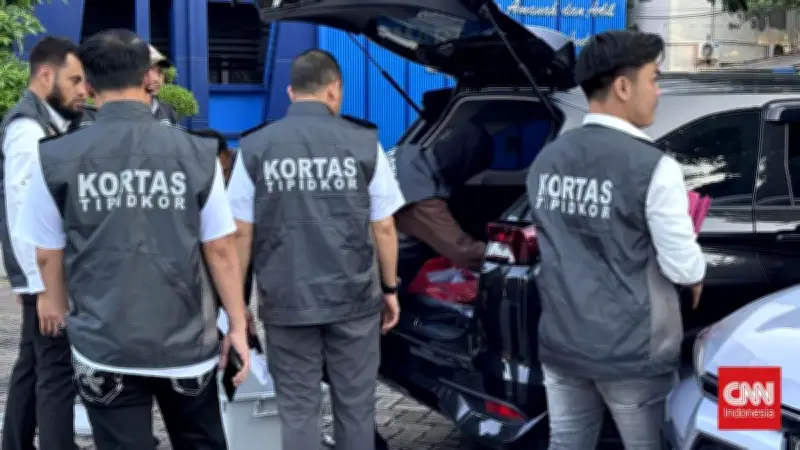Polri Sita Barang Bukti Impor HP Seken dari Bea Cukai Sidoarjo