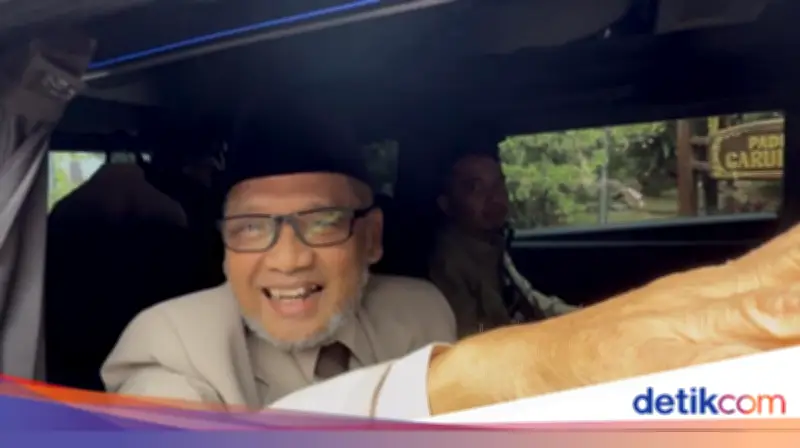 Prabowo Panggil Menteri dan Wamen Haji ke Hambalang Bahas Evaluasi Haji 2025