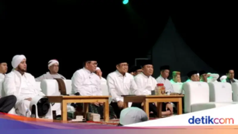 Pramono-Cak Imin Hadiri Haul Ulama dan Habaib Betawi di Monas