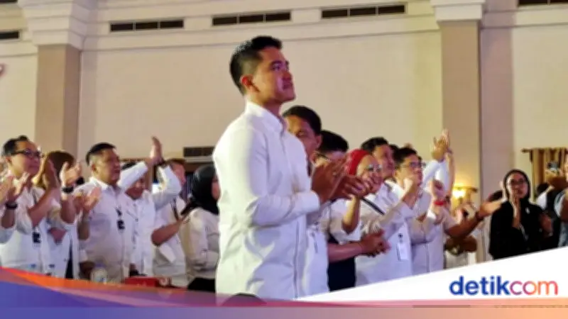PSI: Jokowi Segera Berjaket Partai, Kaesang Punya Hitungan Politik