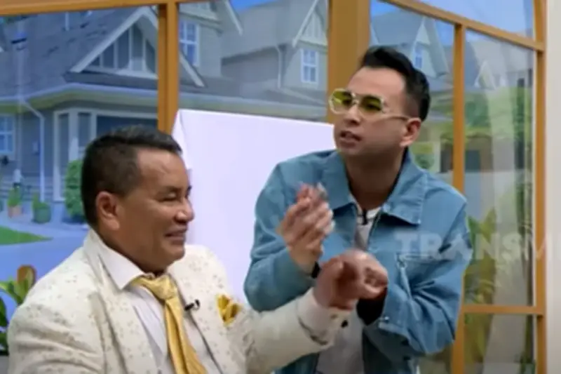 Raffi Ahmad Minta Bantuan Hukum Hotman Paris Soal Blueray Cargo