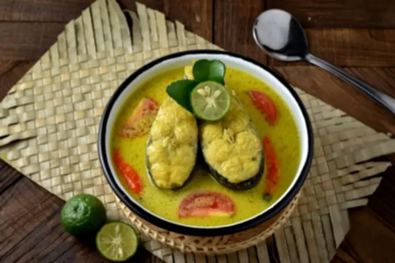 Resep Ikan Bumbu Kuah Kuning Khas Maluku, Segar dan Bebas Amis