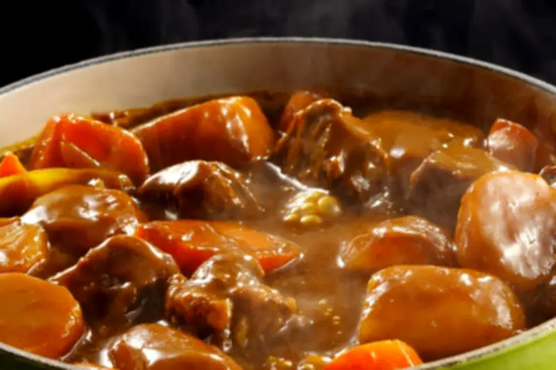 Resep Semur Daging Khas Betawi, Kuah Kental dan Kaya Rempah