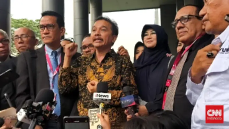 Roy Suryo dan Tifa Tak Ajukan Praperadilan, Siap Hadapi Sidang