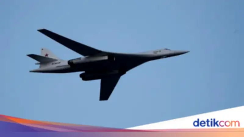 Rusia Kerahkan Bomber Tu-160 Patroli di Laut Norwegia, Ada Apa?