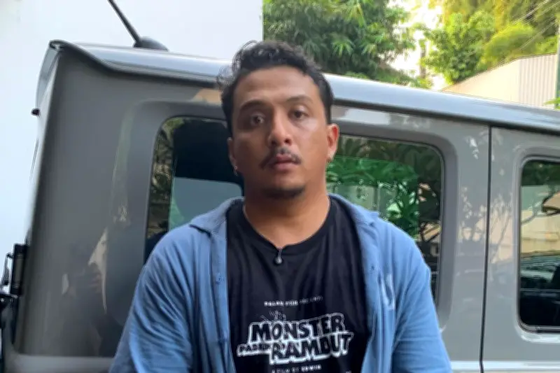 Sal Priadi: Tuntutan Viral Bunuh Naluri Musisi
