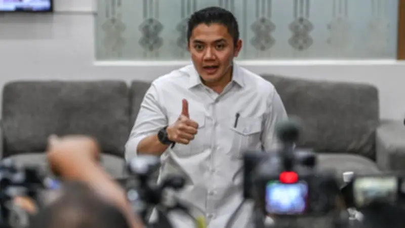 Seskab Teddy Jawab Kritik Dino Patti Djalal soal Kunker Prabowo