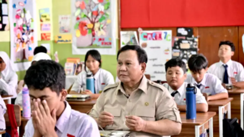 Siang Dampingi Prabowo Makan MBG, Malam Dadan Dicopot dari Kepala BGN