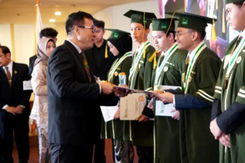 Siswa Al-Azhar Kelapa Gading Diterima di 7 Universitas Luar Negeri