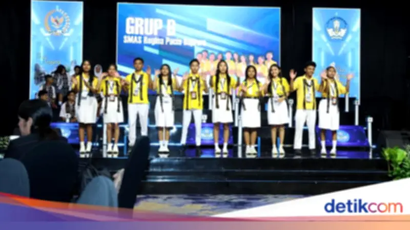 SMAS Regina Pacis Bajawa Juara LCC Empat Pilar MPR RI Tingkat NTT