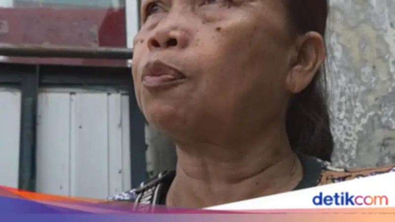 Tangis Rusminah Kehilangan Tabungan Hasil Dagang Imbas Kebakaran Tanah Abang
