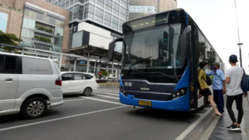 Tarif Transjabodetabek Dipastikan Naik, Angkanya Segera Diputuskan