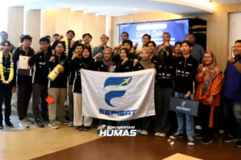 Tim Mahasiswa PENS Raih Juara 3 Kompetisi Satelit Mini Internasional