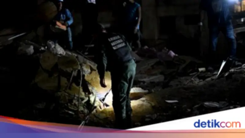 Tim SAR Evakuasi Korban dari Reruntuhan Usai Gempa Dahsyat Venezuela