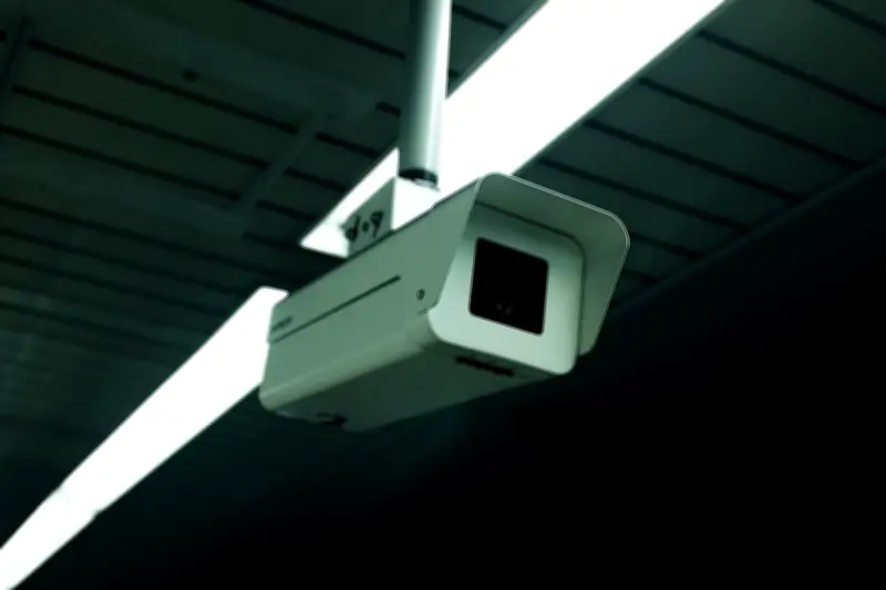 Tips Jaga Keamanan Rumah Saat Liburan dengan CCTV Pintar