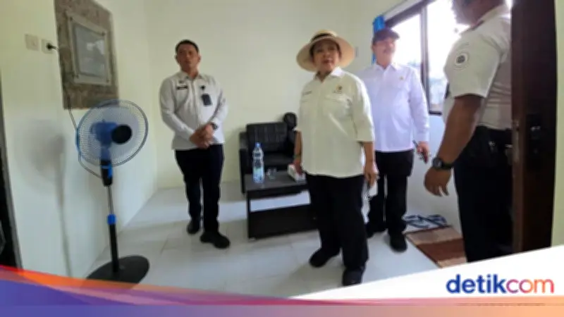 Titiek Soeharto Tinjau Rumdin dari Batako FABA Karya Napi Nusakambangan