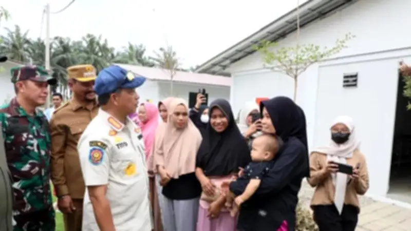 Tito Karnavian Desak Percepatan Pemulihan Pascabencana Sumatera