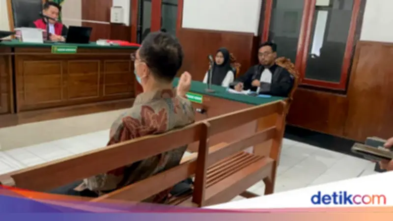 Tonny Soegiono Hadir di Sidang Pencurian Rp 1,2 M oleh Terapis Spa