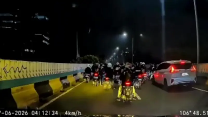 Viral Balap Liar di JLNT Antasari, Polisi Buru Pelaku dan Evaluasi Buka Tutup