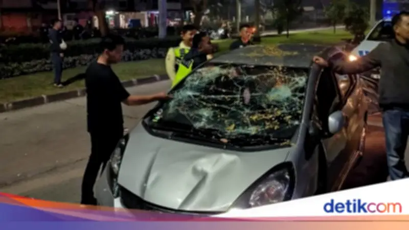 Viral Mobil Honda Jazz Dirusak Massa di Cikupa Tangerang, Polisi Selidiki