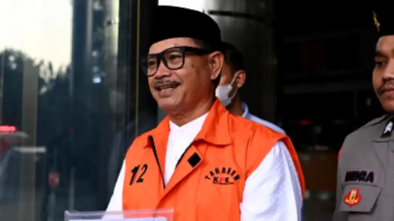 Wali Kota Madiun Nonaktif Maidi Didakwa Terima Suap Rp10,7 Miliar