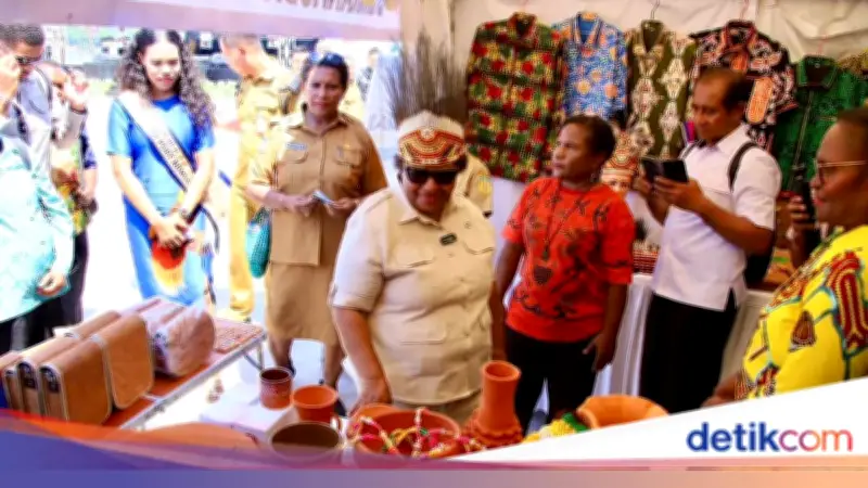 Wamendagri Ribka Buka Pasar Murah dan Pameran UMKM di Papua