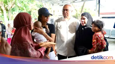 Andre Rosiade Ajak Azizah Salsha Kunjungi Panti Asuhan di Padang, Beri Bantuan Rp30 Juta