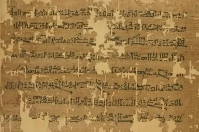 Gulungan Papirus Herculaneum Hangus Terbaca Berkat AI