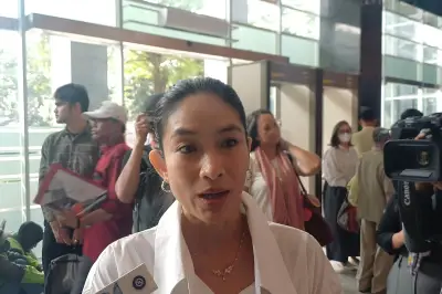 Happy Salma Hadiri Sidang Putusan Nadiem Makarim, Beri Dukungan