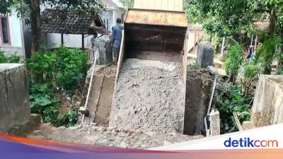 Jembatan Antardesa di Sumur Pandeglang Ambruk, Pemkab Lakukan Peninjauan