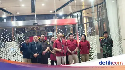 Kejagung Beberkan Markup Pengadaan Motor Listrik hingga Sepatu di BGN
