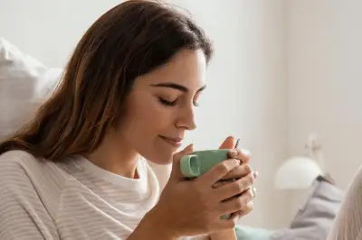 Kopi vs Teh di Pagi Hari: Mana yang Lebih Sehat? Ini Kata Ahli