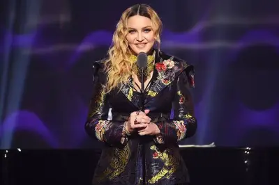 Madonna Sebut John F. Kennedy Jr Kekasih Terbaik