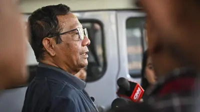 Mahfud MD Dukung Kejagung Bongkar Korupsi BGN, Sebut Dadan Tak Paham Hukum