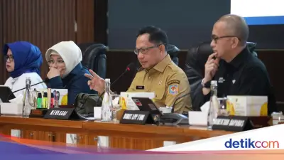Mendagri Terbitkan SE Imbau Pemda Fasilitasi Nobar Piala Dunia 2026