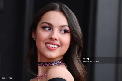 Olivia Rodrigo Alami Gangguan Pendengaran 60 Persen di Telinga Kiri
