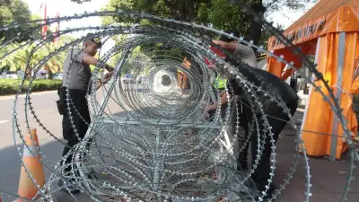 Pagar Kediaman Pakubuwana XIV di Solo Dipasangi Kawat Berduri