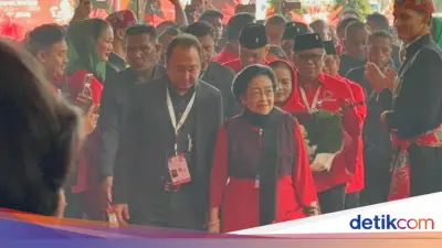 PDIP Bantah Cap Partai Abu-abu, Tegaskan Posisi sebagai Penyeimbang
