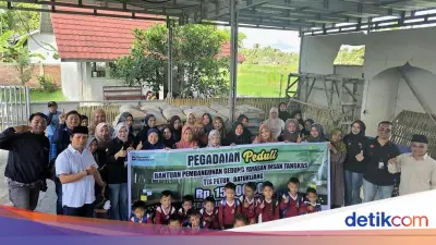Pegadaian Praya Bantu Pembangunan Ruang Kelas Baru di Lombok Tengah