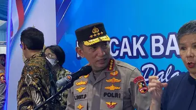 Polri Beri 664.975 Layanan Kesehatan Gratis, Luncurkan Kartu Bhayangkara Prioritas Buruh
