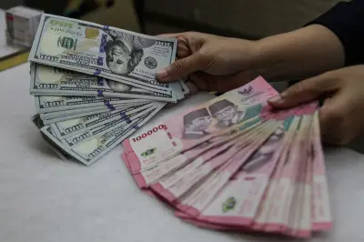 Rupiah Tembus Rp 18.095 per Dolar AS, Tertekan Konflik Timur Tengah