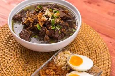 TasteAtlas Rilis 10 Makanan Berkuah Terbaik di Indonesia, Soto Betawi Juara
