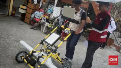 Tim UGM Temukan Retakan Diduga Jalur Gas Pemicu Api di Rumah Fia Sleman
