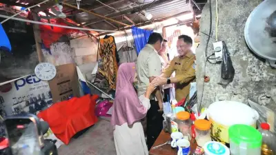 Tito Dorong Perluasan Program Bedah Rumah Lewat APBD