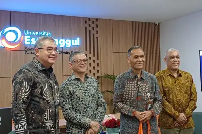Universitas Esa Unggul Luncurkan International College dengan ASU